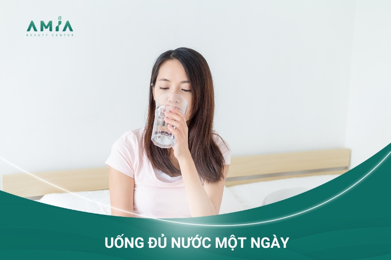 Làm đẹp da hiệu quả với thói quen uống đủ nước một ngày