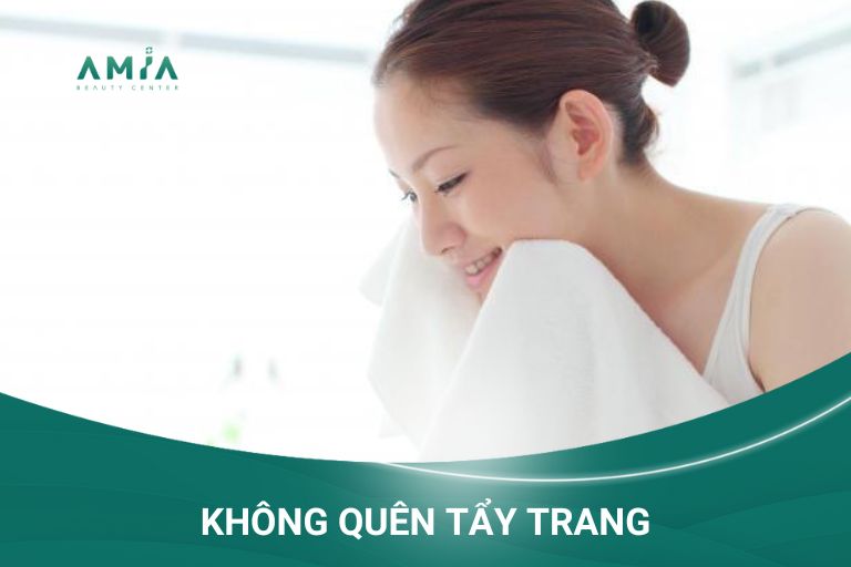 Bị mụn trứng cá không nên bỏ qua bước tẩy trang