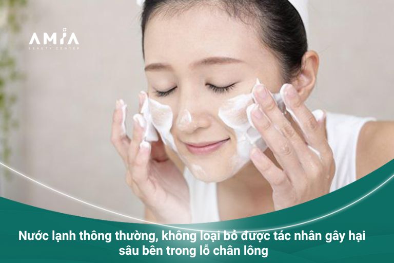 Dùng sữa rửa mặt để làm sạch da