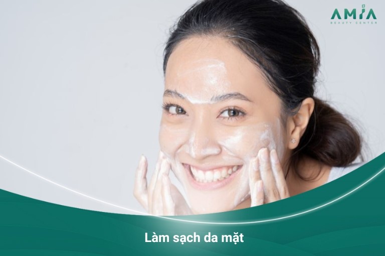 Bước 1: Làm sạch da mặt